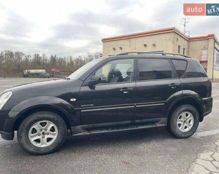 Чорний Cанг Йонг Rexton, об'ємом двигуна 2.7 л та пробігом 188 тис. км за 8650 $, фото 9 на Automoto.ua