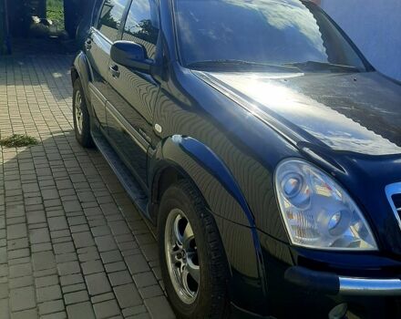 Чорний Cанг Йонг Rexton, об'ємом двигуна 2.7 л та пробігом 193 тис. км за 7500 $, фото 4 на Automoto.ua