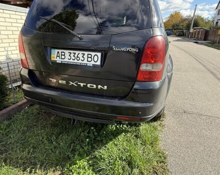 Чорний Cанг Йонг Rexton, об'ємом двигуна 2.7 л та пробігом 300 тис. км за 4500 $, фото 5 на Automoto.ua