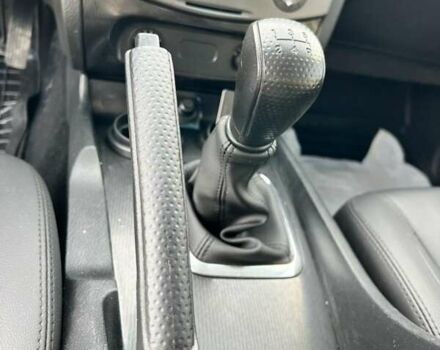 Черный Cанг Йонг Рекстон, объемом двигателя 2.7 л и пробегом 246 тыс. км за 6600 $, фото 20 на Automoto.ua