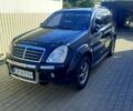 Чорний Cанг Йонг Rexton, об'ємом двигуна 2.7 л та пробігом 193 тис. км за 7500 $, фото 1 на Automoto.ua