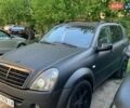 Черный Cанг Йонг Рекстон, объемом двигателя 2.7 л и пробегом 480 тыс. км за 4800 $, фото 1 на Automoto.ua