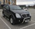 Чорний Cанг Йонг Rexton, об'ємом двигуна 2.7 л та пробігом 301 тис. км за 9000 $, фото 1 на Automoto.ua