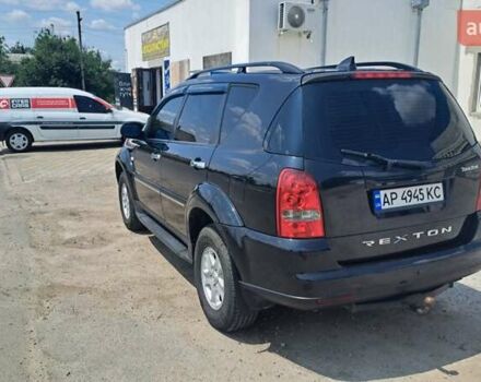 Черный Cанг Йонг Рекстон, объемом двигателя 2.7 л и пробегом 250 тыс. км за 8000 $, фото 5 на Automoto.ua