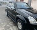Черный Cанг Йонг Рекстон, объемом двигателя 2.7 л и пробегом 218 тыс. км за 8600 $, фото 1 на Automoto.ua