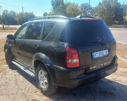Чорний Cанг Йонг Rexton, об'ємом двигуна 2.7 л та пробігом 300 тис. км за 2200 $, фото 6 на Automoto.ua