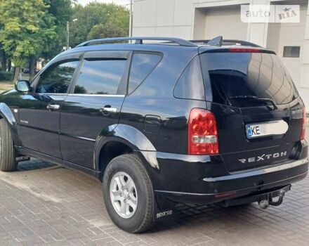 Чорний Cанг Йонг Rexton, об'ємом двигуна 2.7 л та пробігом 178 тис. км за 8300 $, фото 46 на Automoto.ua