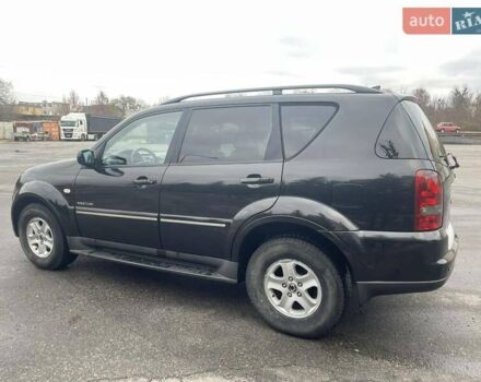 Чорний Cанг Йонг Rexton, об'ємом двигуна 2.7 л та пробігом 188 тис. км за 8650 $, фото 8 на Automoto.ua