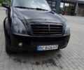 Черный Cанг Йонг Рекстон, объемом двигателя 2.7 л и пробегом 230 тыс. км за 8000 $, фото 2 на Automoto.ua