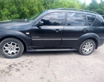 Чорний Cанг Йонг Rexton, об'ємом двигуна 2.7 л та пробігом 170 тис. км за 9999 $, фото 7 на Automoto.ua