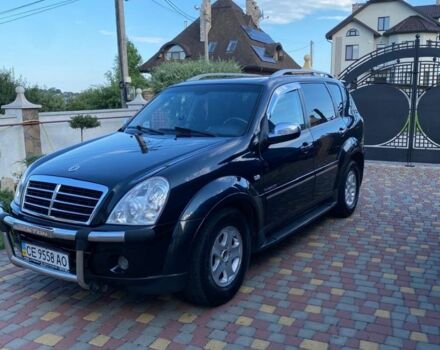 Черный Cанг Йонг Рекстон, объемом двигателя 2.7 л и пробегом 244 тыс. км за 9900 $, фото 1 на Automoto.ua