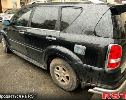 Чорний Cанг Йонг Rexton, об'ємом двигуна 2.7 л та пробігом 304 тис. км за 8700 $, фото 2 на Automoto.ua