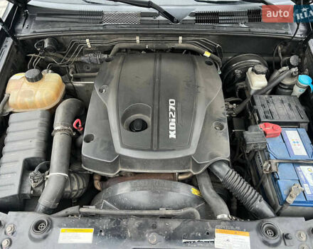 Черный Cанг Йонг Рекстон, объемом двигателя 2.7 л и пробегом 318 тыс. км за 8700 $, фото 14 на Automoto.ua