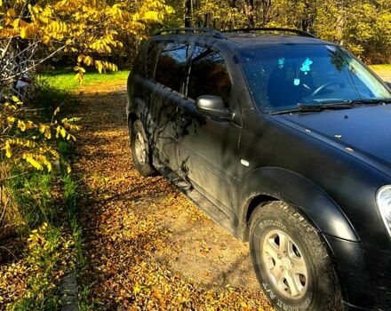 Черный Cанг Йонг Рекстон, объемом двигателя 2.7 л и пробегом 222 тыс. км за 6500 $, фото 4 на Automoto.ua