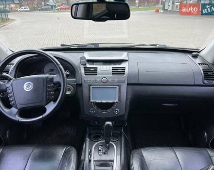 Чорний Cанг Йонг Rexton, об'ємом двигуна 2.7 л та пробігом 229 тис. км за 7500 $, фото 12 на Automoto.ua