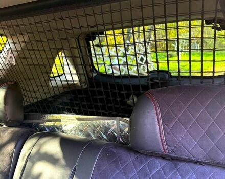 Черный Cанг Йонг Рекстон, объемом двигателя 2.7 л и пробегом 222 тыс. км за 6500 $, фото 10 на Automoto.ua