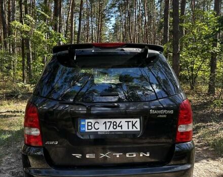 Cанг Йонг Rexton 2010 у Києві на Automoto.ua Чорний Cанг Йонг Rexton, об'ємом двигуна 2.7 л та пробігом 224 тис. км за 8900 $, фото 52 на Automoto.ua