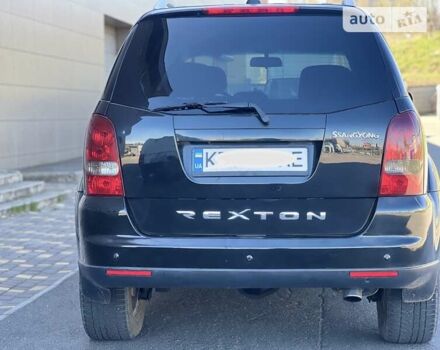 Чорний Cанг Йонг Rexton, об'ємом двигуна 2.7 л та пробігом 193 тис. км за 7999 $, фото 8 на Automoto.ua