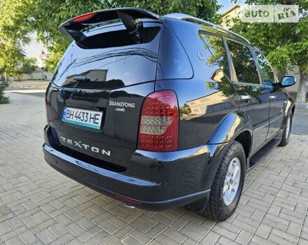 Чорний Cанг Йонг Rexton, об'ємом двигуна 2.7 л та пробігом 157 тис. км за 9900 $, фото 21 на Automoto.ua