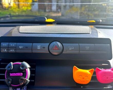 Черный Cанг Йонг Рекстон, объемом двигателя 2.7 л и пробегом 222 тыс. км за 6500 $, фото 8 на Automoto.ua