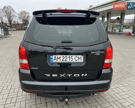 Чорний Cанг Йонг Rexton, об'ємом двигуна 2.7 л та пробігом 229 тис. км за 7500 $, фото 2 на Automoto.ua