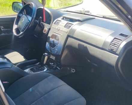 Чорний Cанг Йонг Rexton, об'ємом двигуна 0 л та пробігом 112 тис. км за 10500 $, фото 6 на Automoto.ua