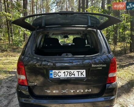 Cанг Йонг Rexton 2010 у Києві на Automoto.ua Чорний Cанг Йонг Rexton, об'ємом двигуна 2.7 л та пробігом 224 тис. км за 8900 $, фото 27 на Automoto.ua