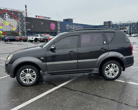 Чорний Cанг Йонг Rexton, об'ємом двигуна 2.7 л та пробігом 298 тис. км за 9800 $, фото 2 на Automoto.ua
