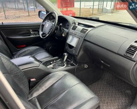 Чорний Cанг Йонг Rexton, об'ємом двигуна 2.7 л та пробігом 229 тис. км за 7500 $, фото 11 на Automoto.ua