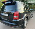 Чорний Cанг Йонг Rexton, об'ємом двигуна 2.7 л та пробігом 203 тис. км за 12000 $, фото 26 на Automoto.ua