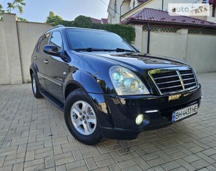 Чорний Cанг Йонг Rexton, об'ємом двигуна 2.7 л та пробігом 157 тис. км за 9900 $, фото 1 на Automoto.ua