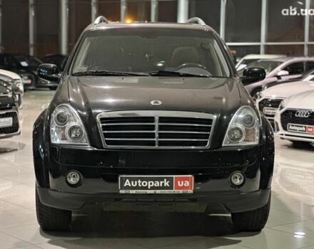 Черный Cанг Йонг Рекстон, объемом двигателя 2.7 л и пробегом 63 тыс. км за 11440 $, фото 1 на Automoto.ua