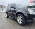 Черный Cанг Йонг Рекстон, объемом двигателя 2.7 л и пробегом 300 тыс. км за 9500 $, фото 6 на Automoto.ua