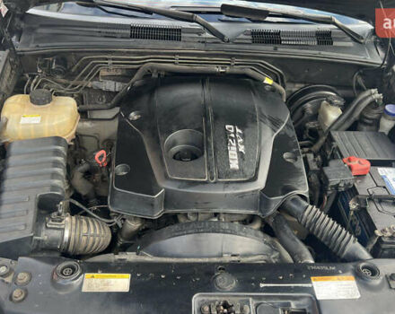Чорний Cанг Йонг Rexton, об'ємом двигуна 2.7 л та пробігом 220 тис. км за 11000 $, фото 8 на Automoto.ua