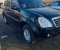 Чорний Cанг Йонг Rexton, об'ємом двигуна 2.7 л та пробігом 255 тис. км за 10500 $, фото 2 на Automoto.ua