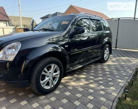 Чорний Cанг Йонг Rexton, об'ємом двигуна 2.7 л та пробігом 129 тис. км за 13000 $, фото 9 на Automoto.ua