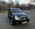 Черный Cанг Йонг Рекстон, объемом двигателя 2.7 л и пробегом 195 тыс. км за 9100 $, фото 13 на Automoto.ua