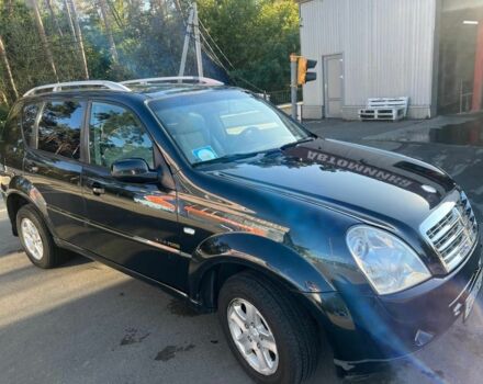 Черный Cанг Йонг Рекстон, объемом двигателя 2.7 л и пробегом 253 тыс. км за 7809 $, фото 3 на Automoto.ua