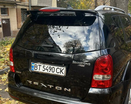 Чорний Cанг Йонг Rexton, об'ємом двигуна 2.7 л та пробігом 220 тис. км за 11000 $, фото 5 на Automoto.ua
