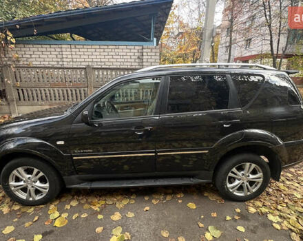 Чорний Cанг Йонг Rexton, об'ємом двигуна 2.7 л та пробігом 220 тис. км за 11000 $, фото 2 на Automoto.ua