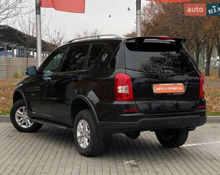 Черный Cанг Йонг Рекстон, объемом двигателя 2.7 л и пробегом 201 тыс. км за 10900 $, фото 7 на Automoto.ua