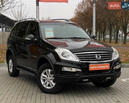 Черный Cанг Йонг Рекстон, объемом двигателя 2.7 л и пробегом 201 тыс. км за 10900 $, фото 2 на Automoto.ua