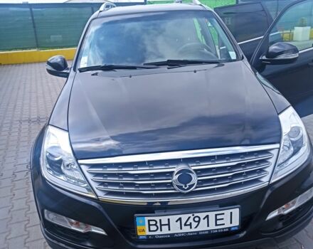 Черный Cанг Йонг Рекстон, объемом двигателя 2.7 л и пробегом 95 тыс. км за 17000 $, фото 1 на Automoto.ua