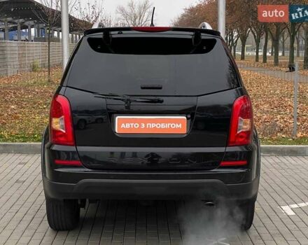 Черный Cанг Йонг Рекстон, объемом двигателя 2.7 л и пробегом 201 тыс. км за 10900 $, фото 6 на Automoto.ua