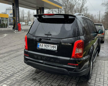 Чорний Cанг Йонг Rexton, об'ємом двигуна 2.7 л та пробігом 82 тис. км за 10900 $, фото 5 на Automoto.ua