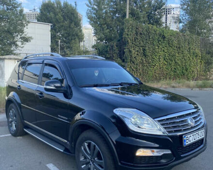 Чорний Cанг Йонг Rexton, об'ємом двигуна 2 л та пробігом 280 тис. км за 9650 $, фото 1 на Automoto.ua
