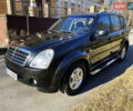 Чорний Cанг Йонг Rexton, об'ємом двигуна 2.7 л та пробігом 176 тис. км за 8900 $, фото 1 на Automoto.ua