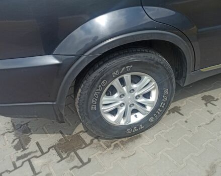 Черный Cанг Йонг Рекстон, объемом двигателя 2.7 л и пробегом 95 тыс. км за 17000 $, фото 15 на Automoto.ua