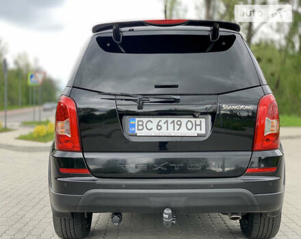 Чорний Cанг Йонг Rexton, об'ємом двигуна 2 л та пробігом 230 тис. км за 14500 $, фото 8 на Automoto.ua