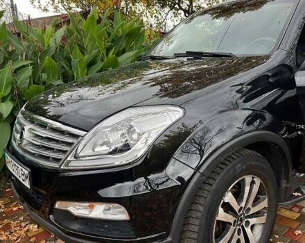 Черный Cанг Йонг Рекстон, объемом двигателя 2.7 л и пробегом 149 тыс. км за 12000 $, фото 3 на Automoto.ua